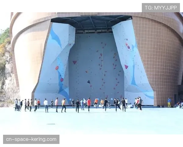 跨界尝试：攀岩奥运冠军尝试山地车训练，引发体能讨论